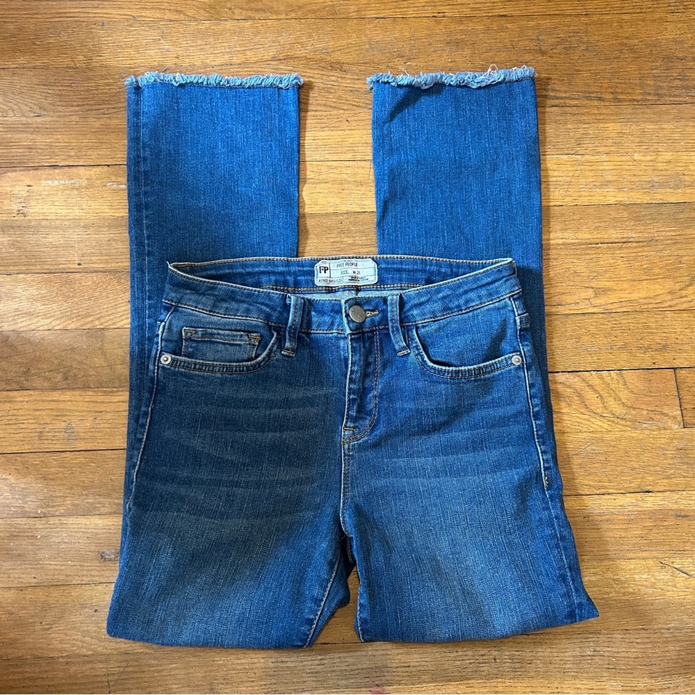 NWOT Free People Blue Ankle Cropped Jeans